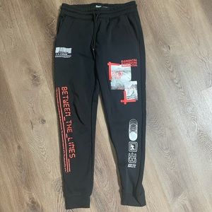 Joggers with pockets